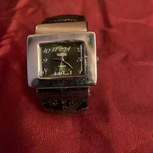 Suisse women’s watch pre-owned good condition